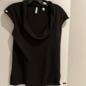 Isli women’s M tee